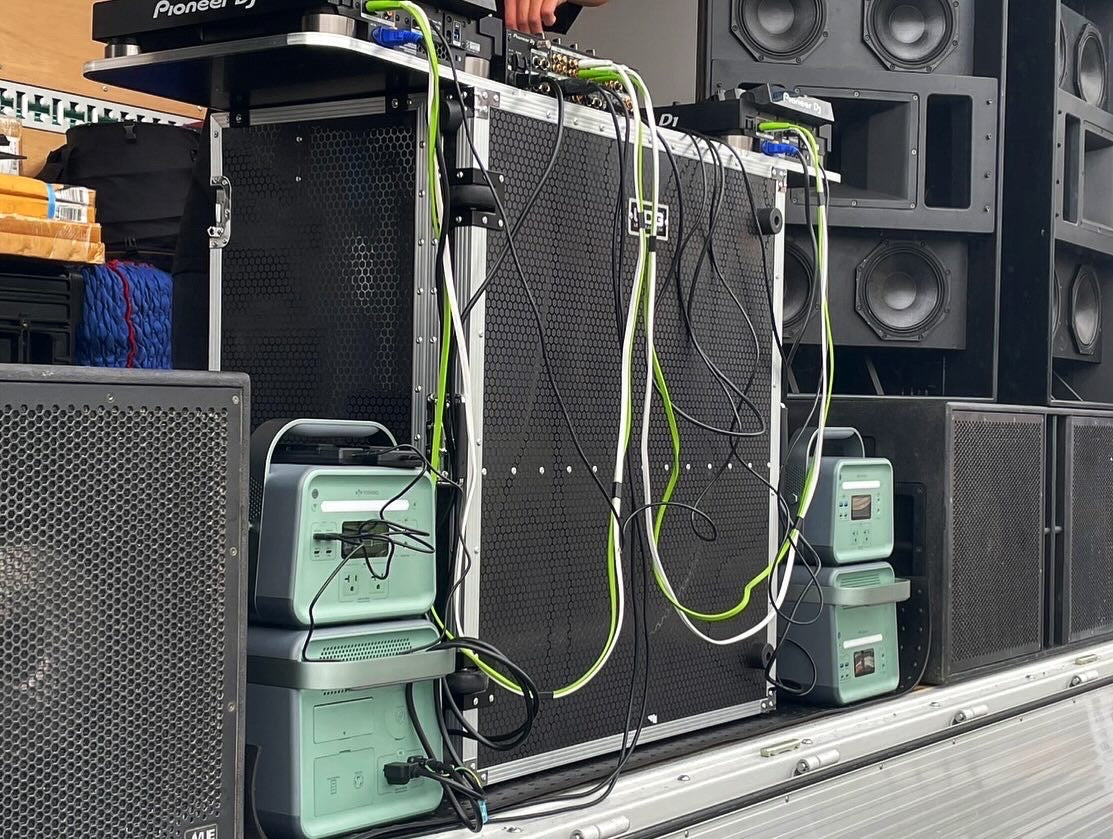 TOKYO SUPERCAR DAY 2025取手GPに電源供給で協力!ヨシノのポータブル電源がイベントを盛り上げました